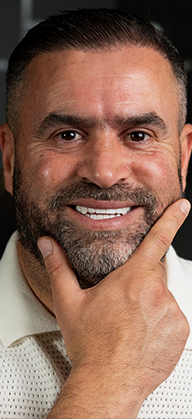 Happy patient after a dental Implants treatment in Turkey with Dentique Clinic